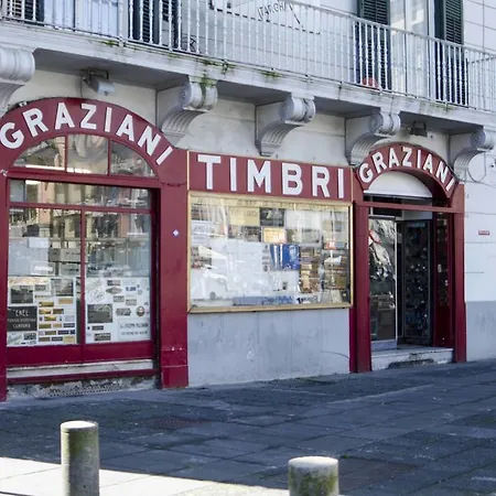 Graziani Relais فندق مبيت وإفطار نابولي