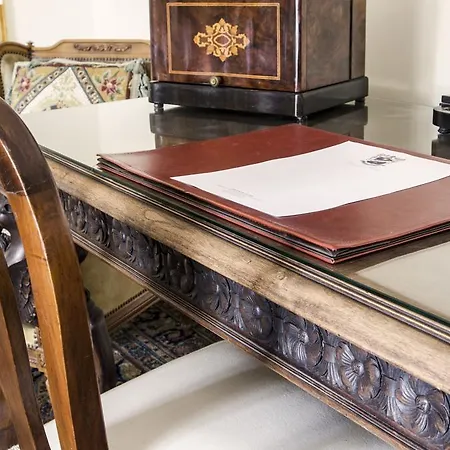 Graziani Relais 4* Napels